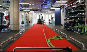 Gdzie trenować crossfit w Łodzi? Sprawdź najlepsze kluby i oferty