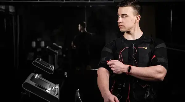 Ile kosztuje trening EMS? Ceny, oferty i porównania w Polsce