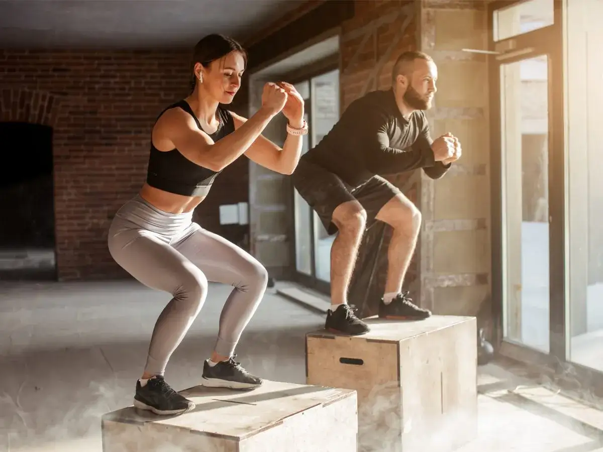 Zdjęcie Crossfit czy siłownia: która opcja naprawdę przynosi lepsze efekty?