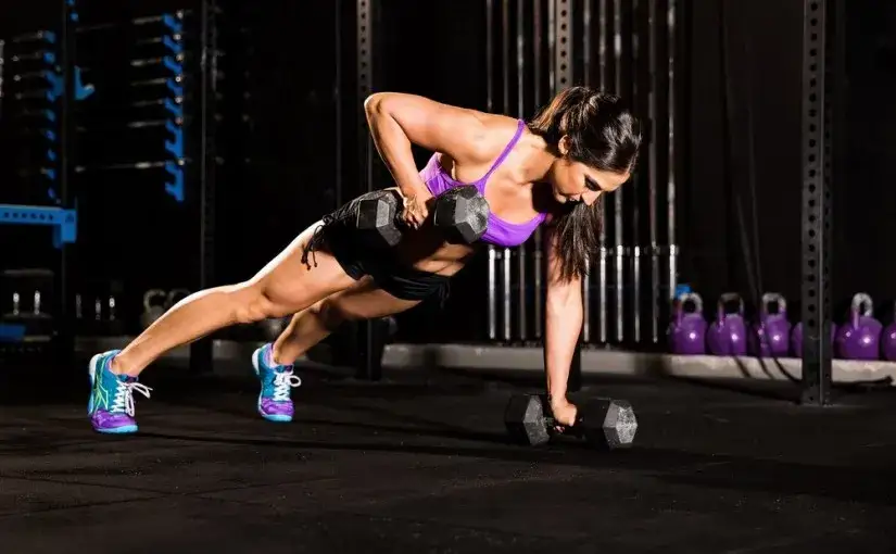 Zdjęcie Jak wygląda trening CrossFit – poznaj jego strukturę i ćwiczenia